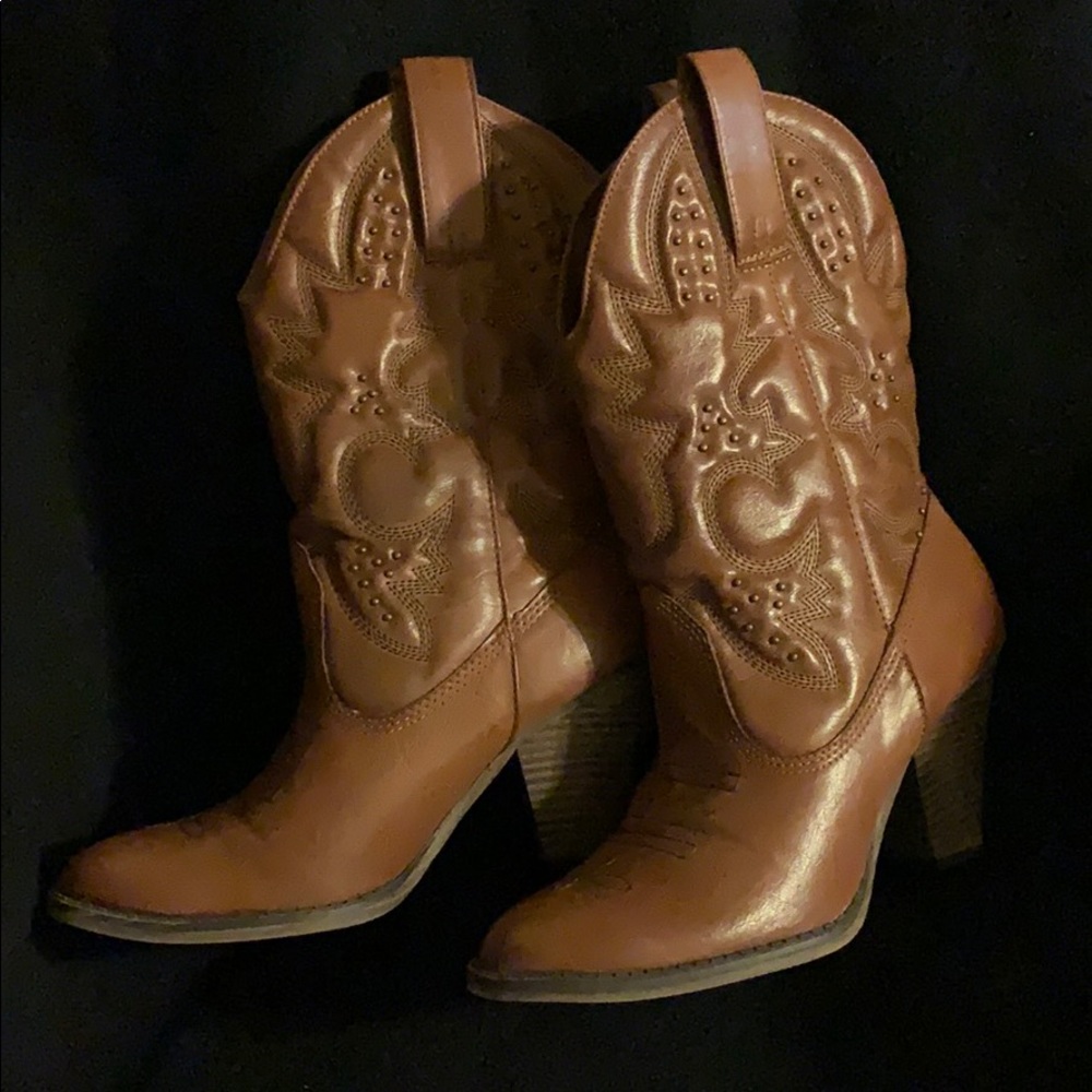 Lady’s boots